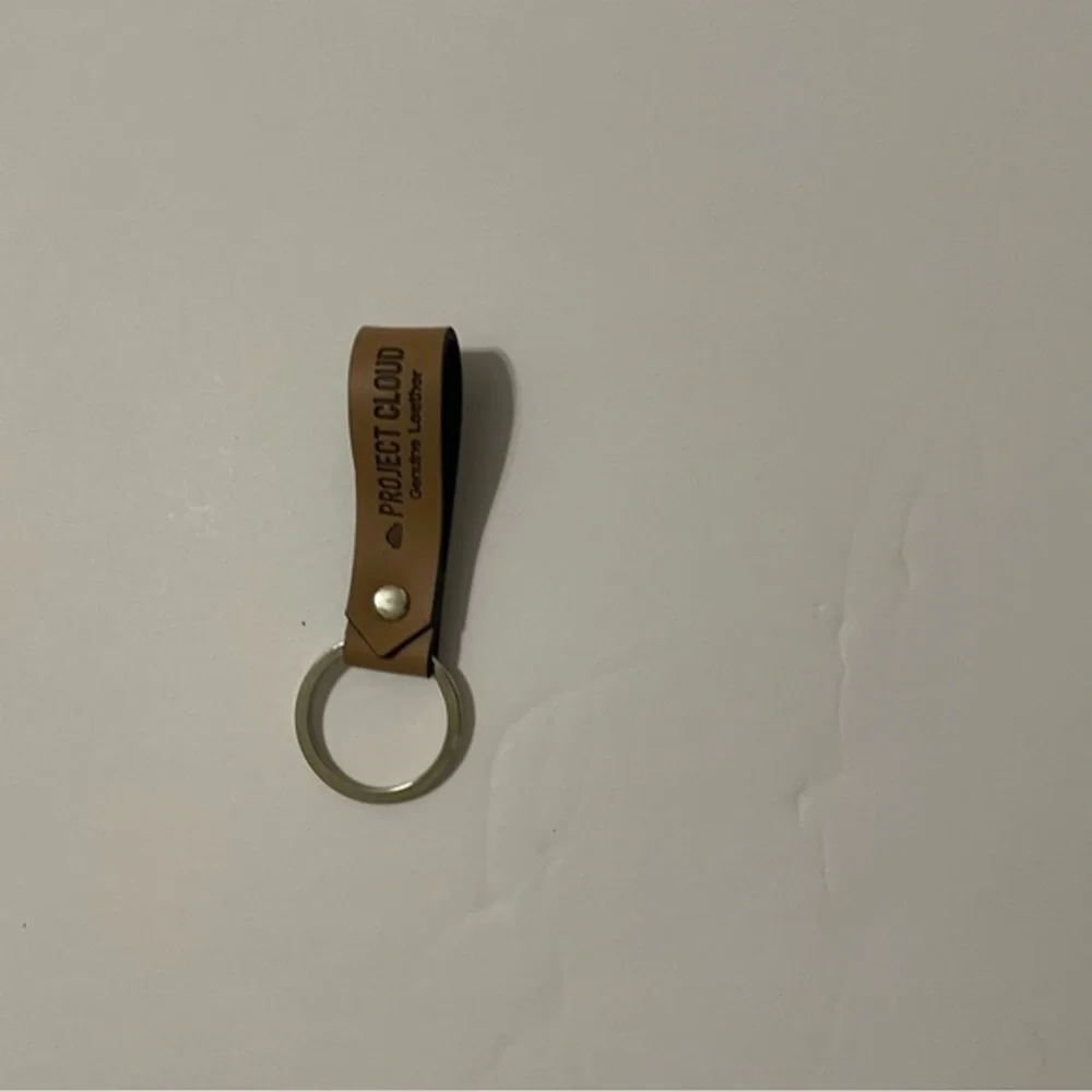 Project Cloud Tan Leather Keychain NWOT